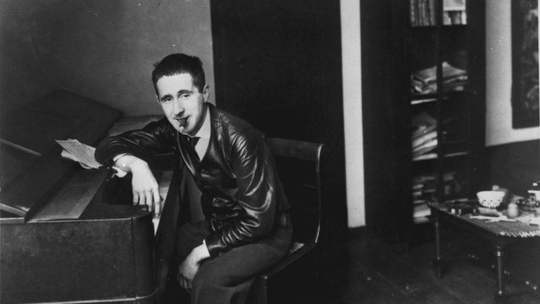 Read more about the article Brecht, Recht, Echt — zur Aktualität Brechts￼