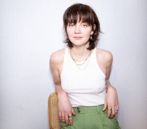 Mehr über den Artikel erfahren #26 hörinsblau — Das Gespräch mit Lisa Krusche